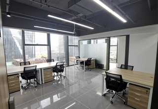 辽宁附近履带吊租赁公司