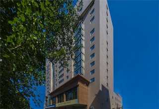 湖北梯式水平三通桥架